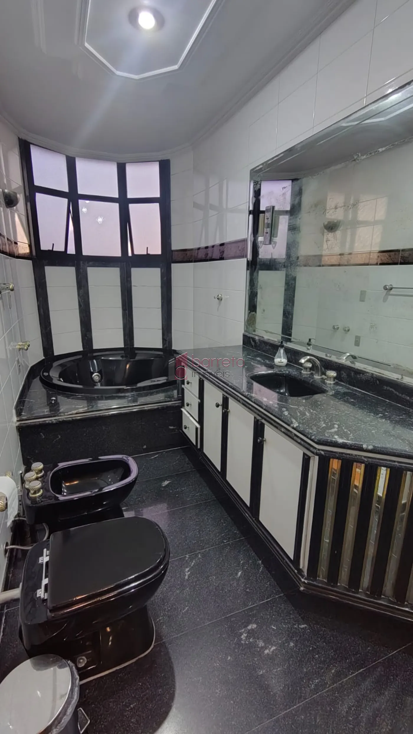 APARTAMENTO COM 03 SUÍTES À VENDA NO CONDOMÍNIO MONTE LÍBANO EM JUNDIAÍ/SP