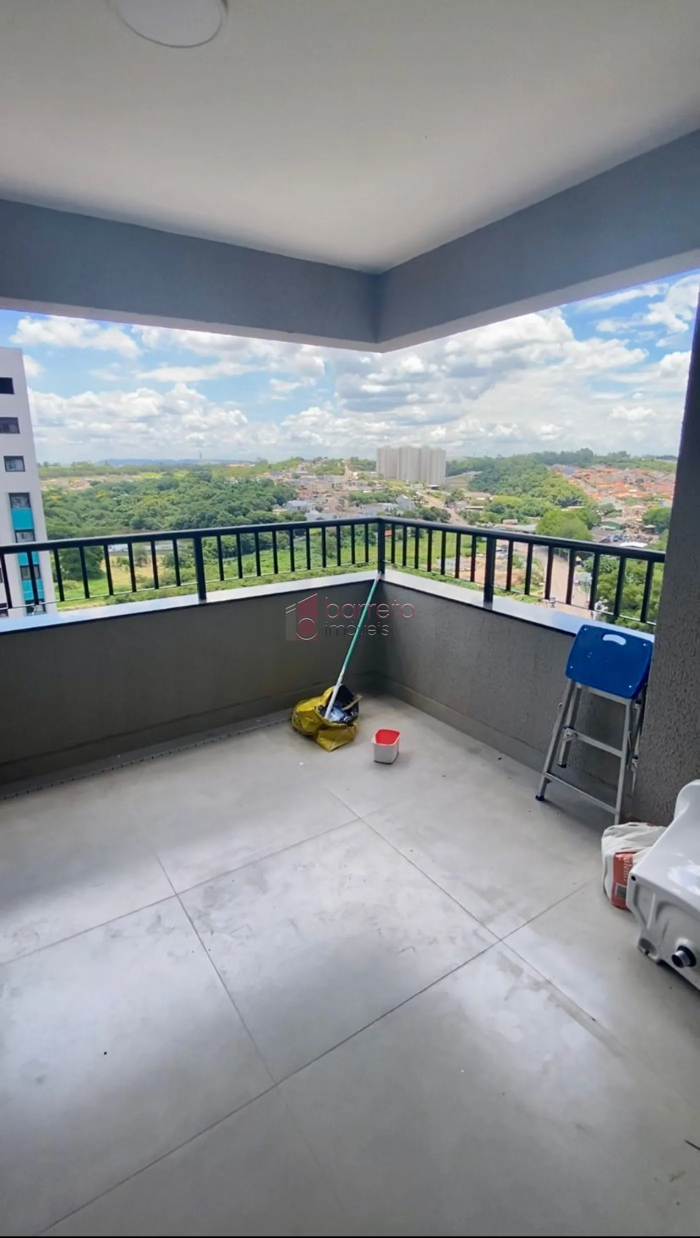 APARTAMENTO À VENDA NO CONDOMÍNIO RESORT PRIME NO BAIRRO ENGORDADOURO EM JUNDIAÍ/SP