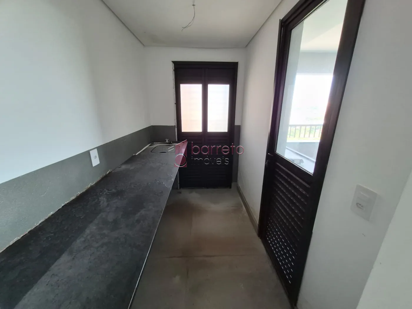 APARTAMENTO À VENDA NO CONDOMÍNIO RESORT PRIME NO BAIRRO ENGORDADOURO EM JUNDIAÍ/SP