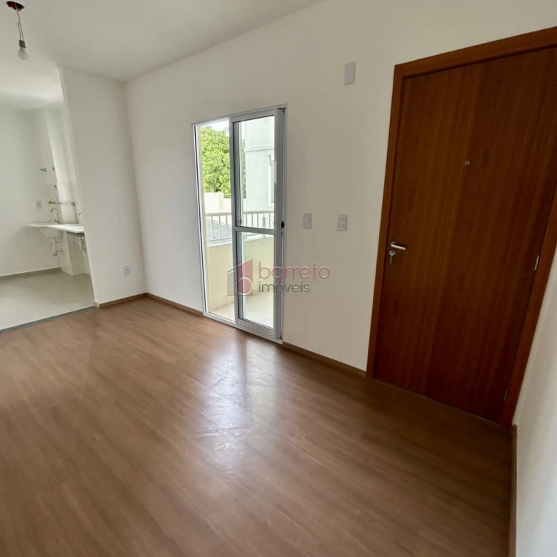 APARTAMENTO À VENDA NO RESIDENCIAL JARDIM DAS ARAUCÁRIAS – ENGORDADOURO – JUNDIAÍ/SP