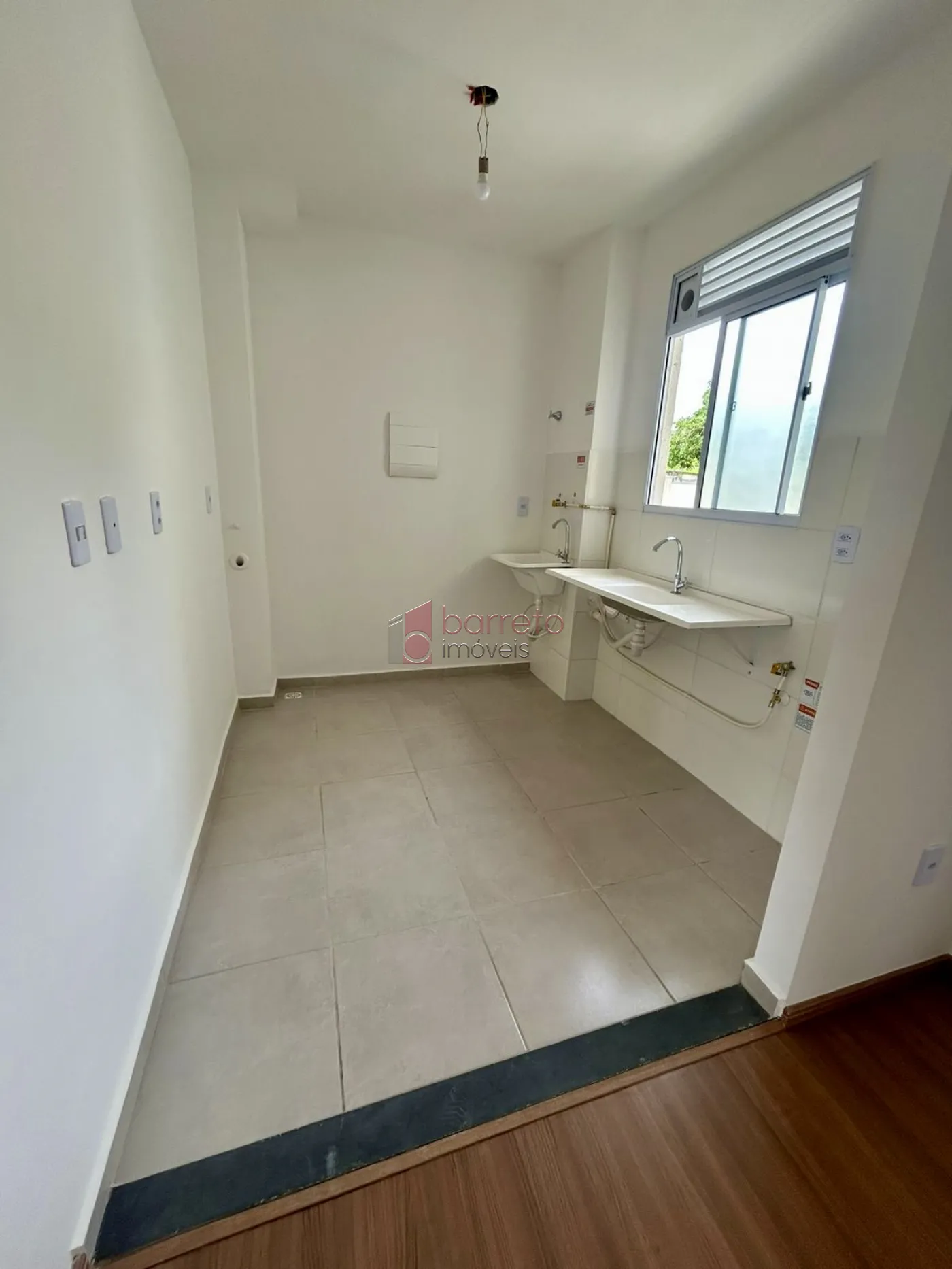 APARTAMENTO À VENDA NO RESIDENCIAL JARDIM DAS ARAUCÁRIAS – ENGORDADOURO – JUNDIAÍ/SP