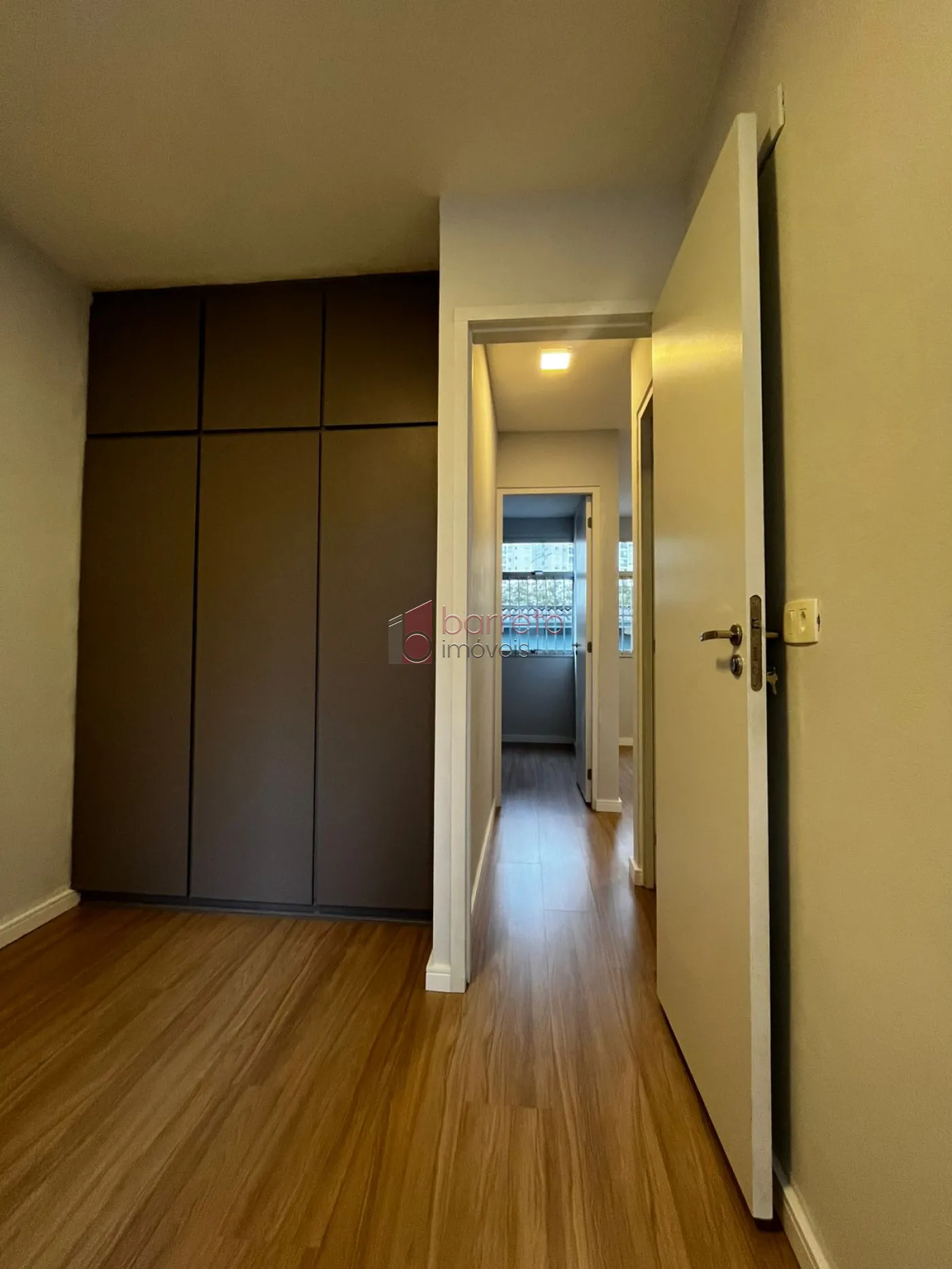 APARTAMENTO À VENDA NO CONDOMÍNIO RESIDENCIAL ANHANGUERA EM JUNDIAÍ/SP