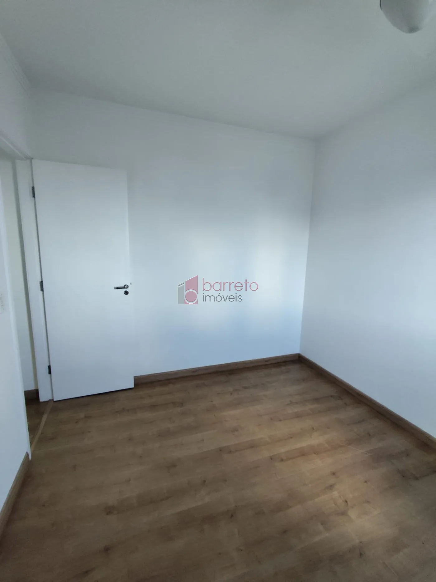 APARTAMENTO À VENDA NO CONDOMÍNIO VISTA CENTRALE EM JUNDIAÍ/SP