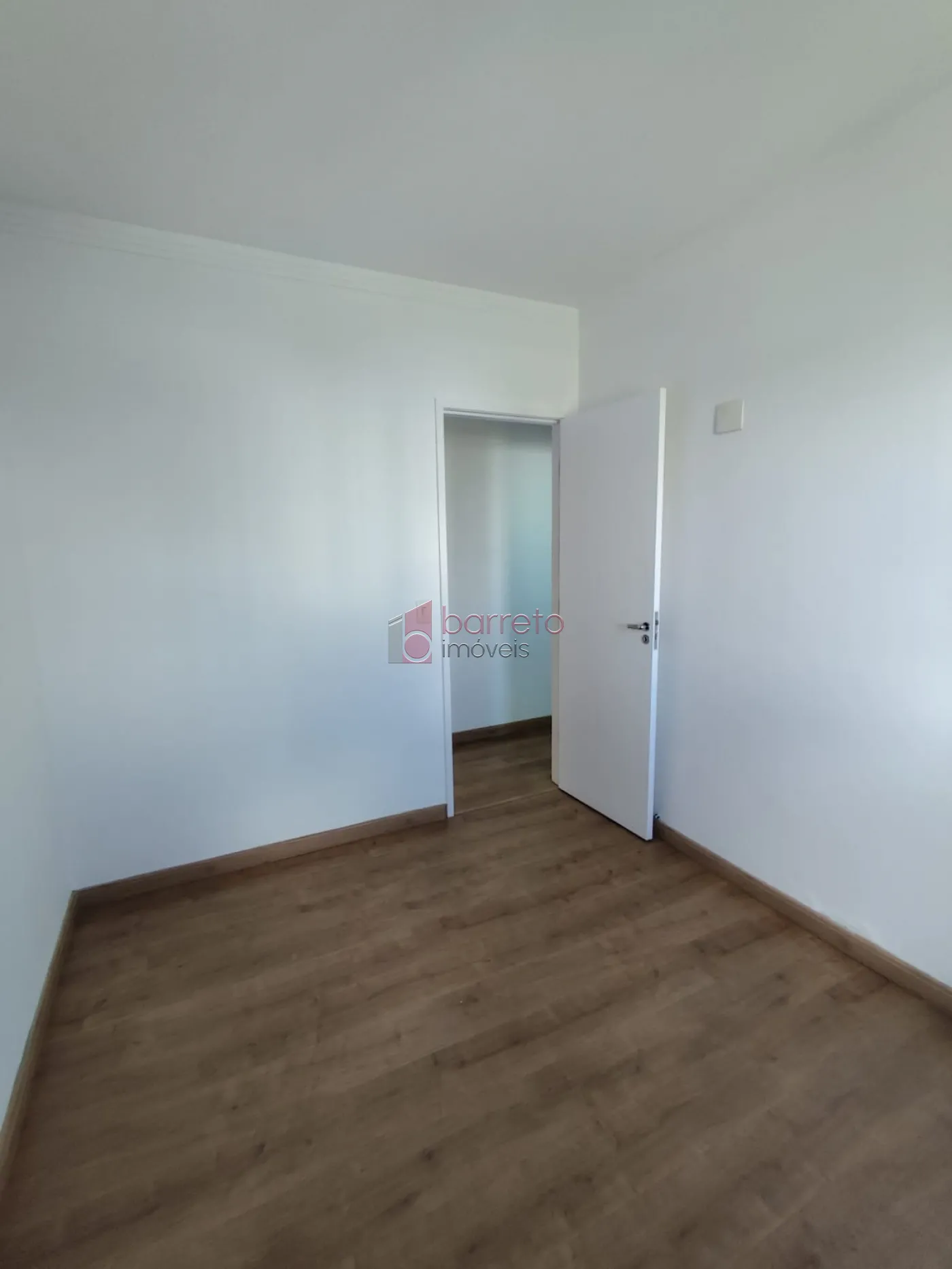 APARTAMENTO À VENDA NO CONDOMÍNIO VISTA CENTRALE EM JUNDIAÍ/SP