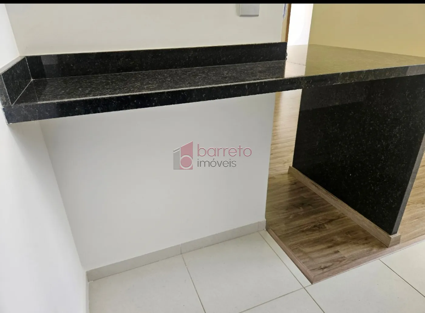 APARTAMENTO COM 02 QUARTOS À VENDA NO CONDOMÍNIO ALTOS DA SAMUEL MARTINS – JARDIM DO LAGO – JUNDIAÍ/SP