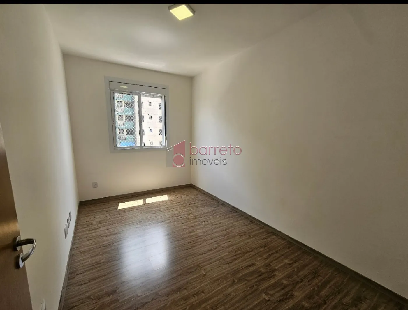 APARTAMENTO COM 02 QUARTOS À VENDA NO CONDOMÍNIO ALTOS DA SAMUEL MARTINS – JARDIM DO LAGO – JUNDIAÍ/SP