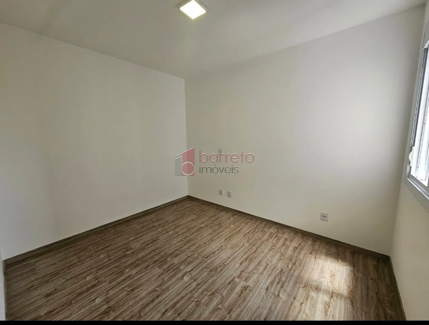 APARTAMENTO COM 02 QUARTOS À VENDA NO CONDOMÍNIO ALTOS DA SAMUEL MARTINS – JARDIM DO LAGO – JUNDIAÍ/SP
