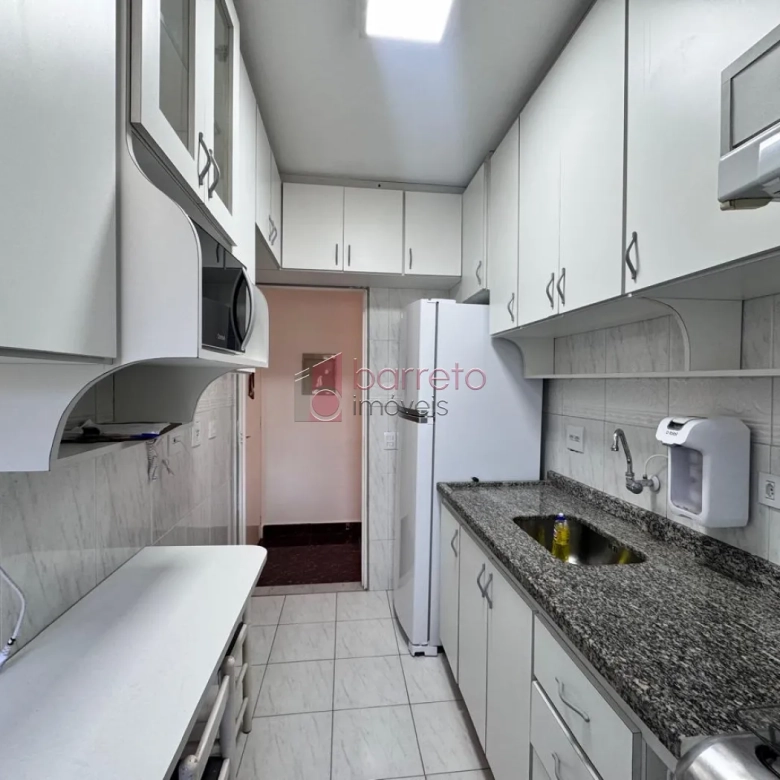 APARTAMENTO MOBILIADO PARA LOCAÇÃO E VENDA NO CONDOMÍNIO NOVE DE JULHO II – JUNDIAÍ/SP