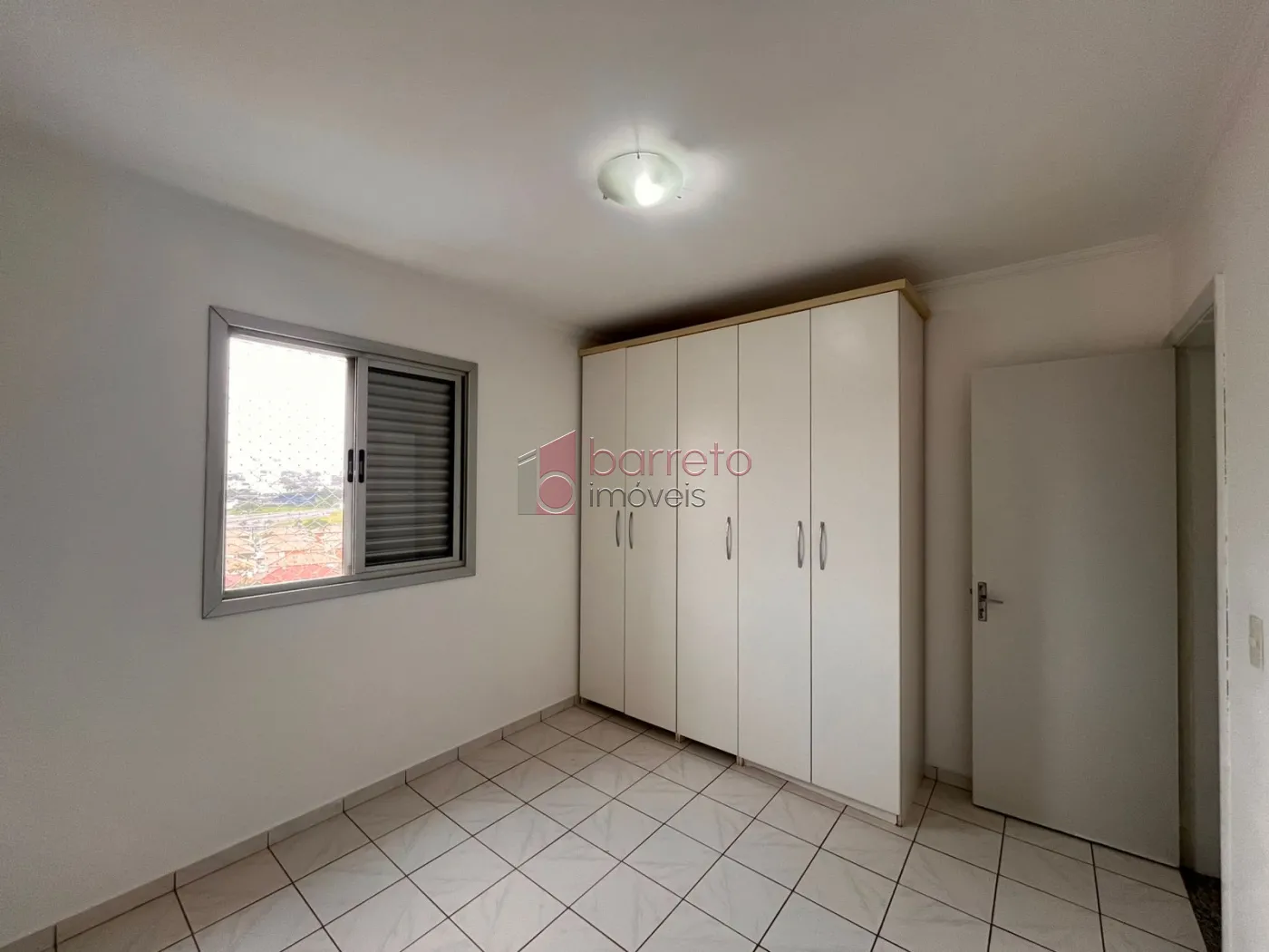 APARTAMENTO PARA LOCAÇÃO NO CONDOMÍNIO PORTAL DAS PALMEIRAS – JUNDIAÍ/SP