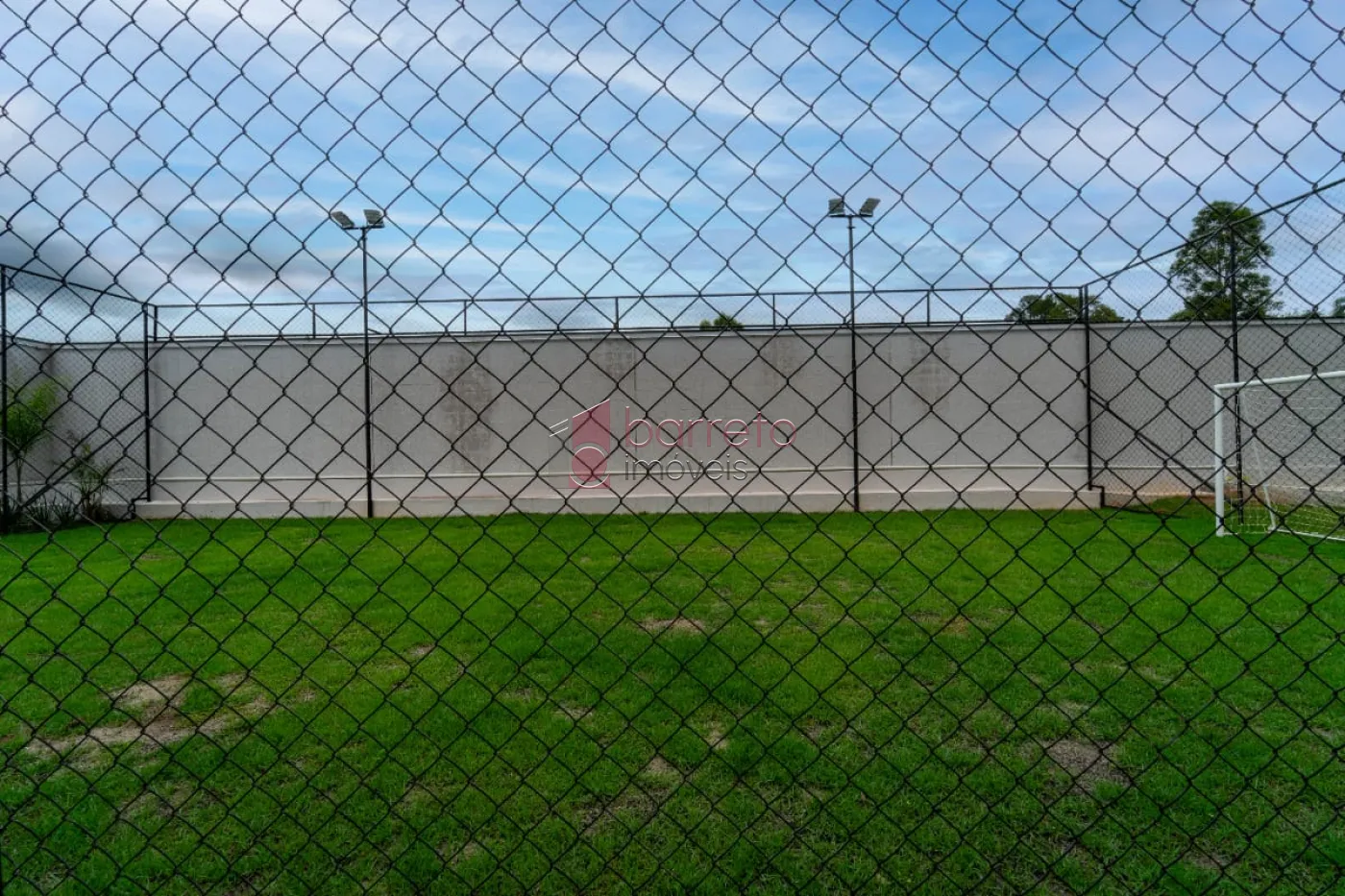 APARTAMENTO COM 02 QUARTOS À VENDA NO RESIDENCIAL LA SIERRA – MEDEIROS – JUNDIAÍ/SP