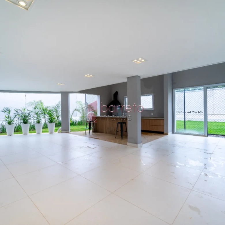 APARTAMENTO COM 02 QUARTOS À VENDA NO RESIDENCIAL LA SIERRA – MEDEIROS – JUNDIAÍ/SP