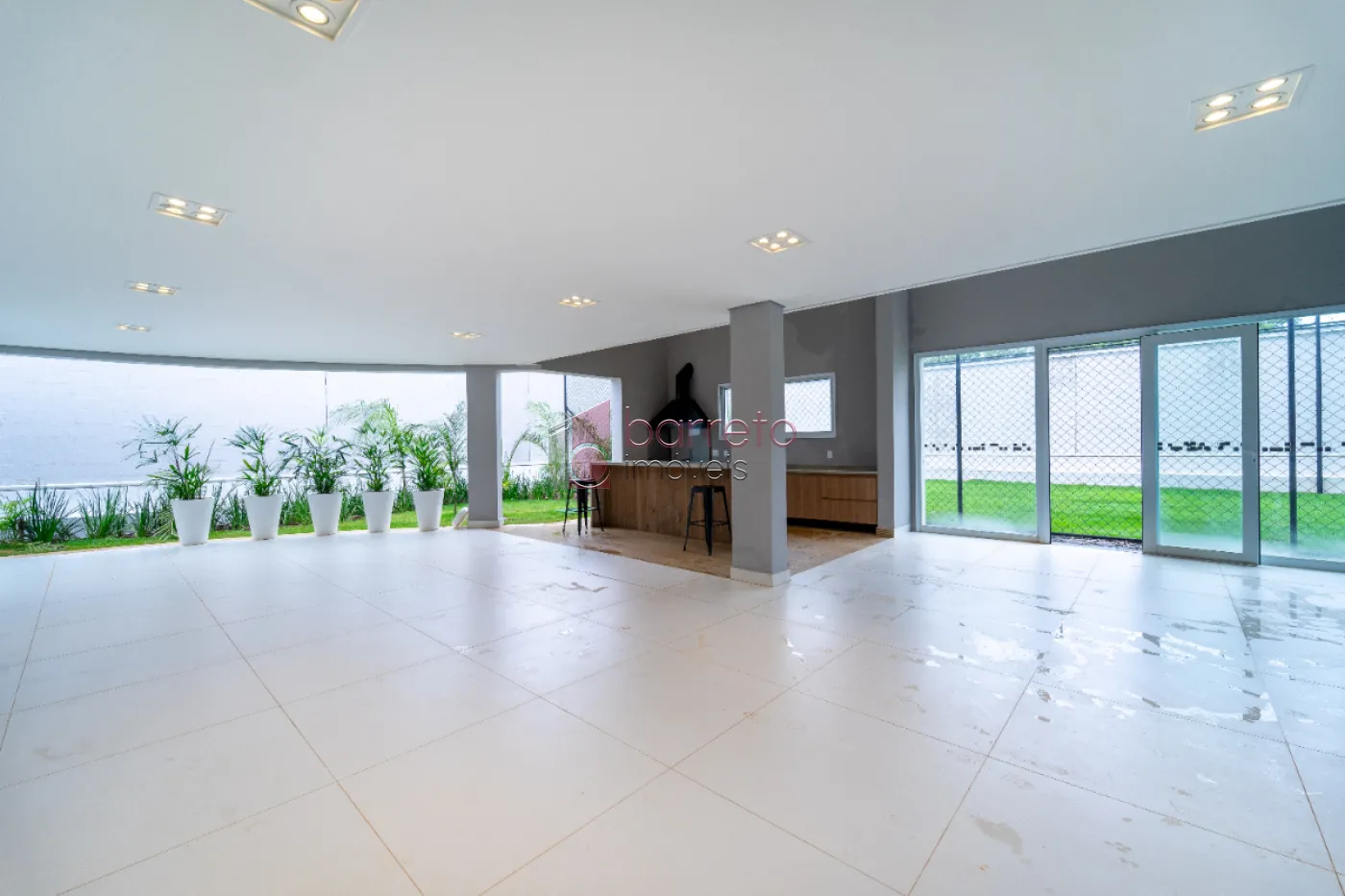 APARTAMENTO COM 02 QUARTOS À VENDA NO RESIDENCIAL LA SIERRA – MEDEIROS – JUNDIAÍ/SP
