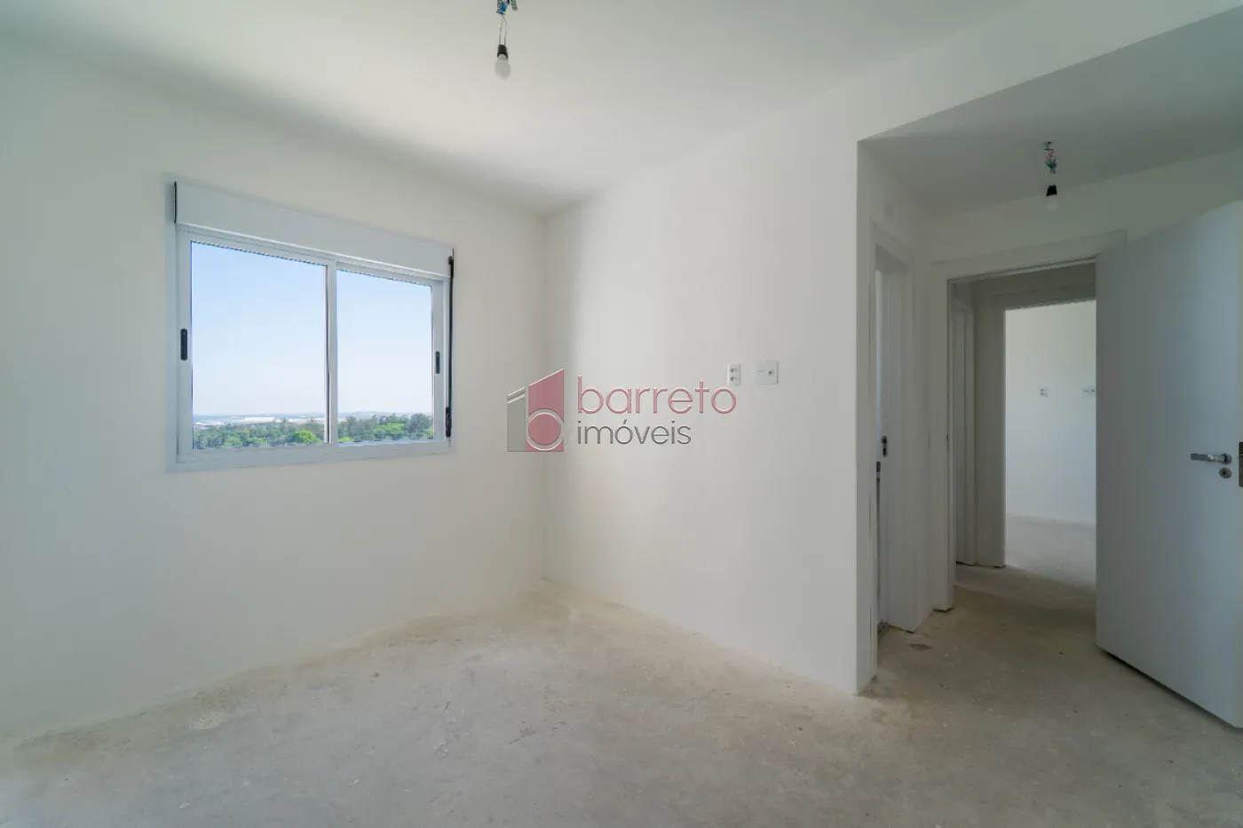 APARTAMENTO COM 02 QUARTOS À VENDA NO RESIDENCIAL LA SIERRA – MEDEIROS – JUNDIAÍ/SP