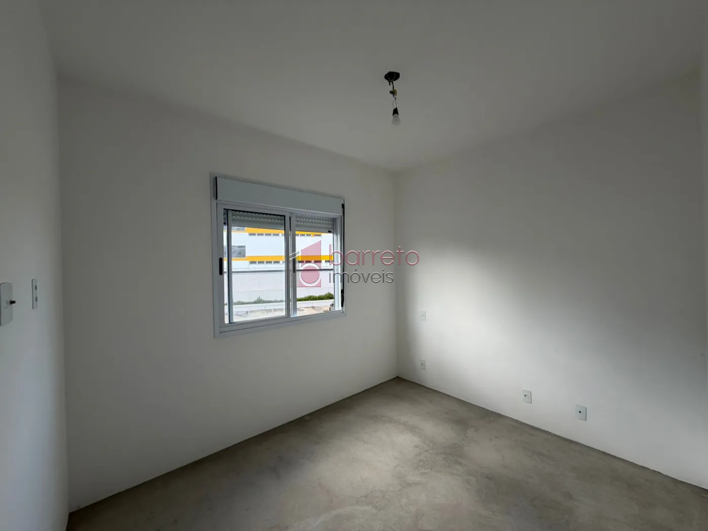APARTAMENTO COM 03 QUARTOS À VENDA NO CONDOMÍNIO LA SIERRA – MEDEIROS – JUNDIAÍ/SP