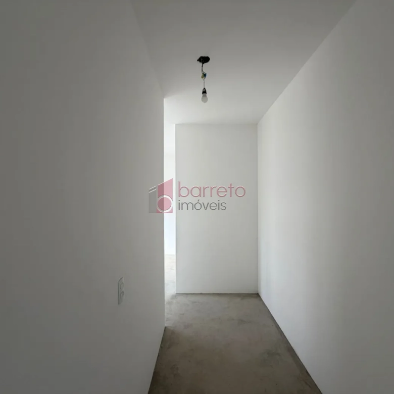 APARTAMENTO COM 03 QUARTOS À VENDA NO CONDOMÍNIO LA SIERRA – MEDEIROS – JUNDIAÍ/SP