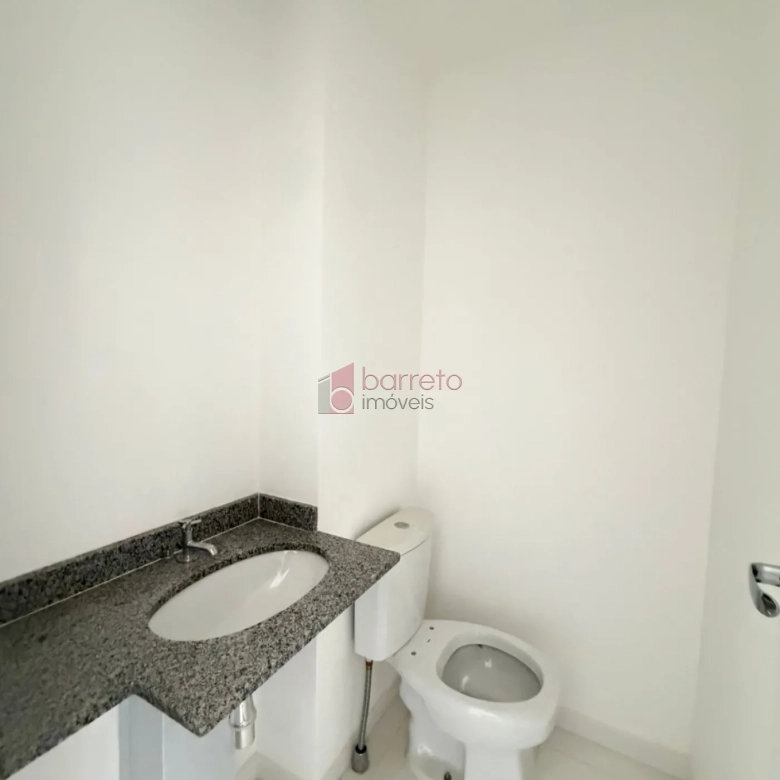 APARTAMENTO COM 03 QUARTOS À VENDA NO CONDOMÍNIO LA SIERRA – MEDEIROS – JUNDIAÍ/SP