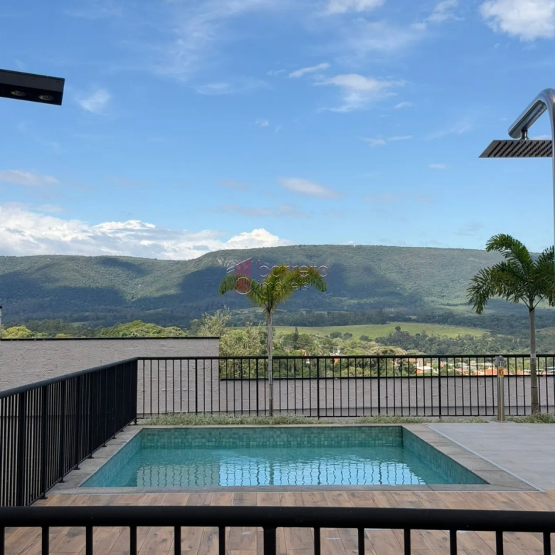 APARTAMENTO COM 03 QUARTOS À VENDA NO CONDOMÍNIO LA SIERRA – MEDEIROS – JUNDIAÍ/SP