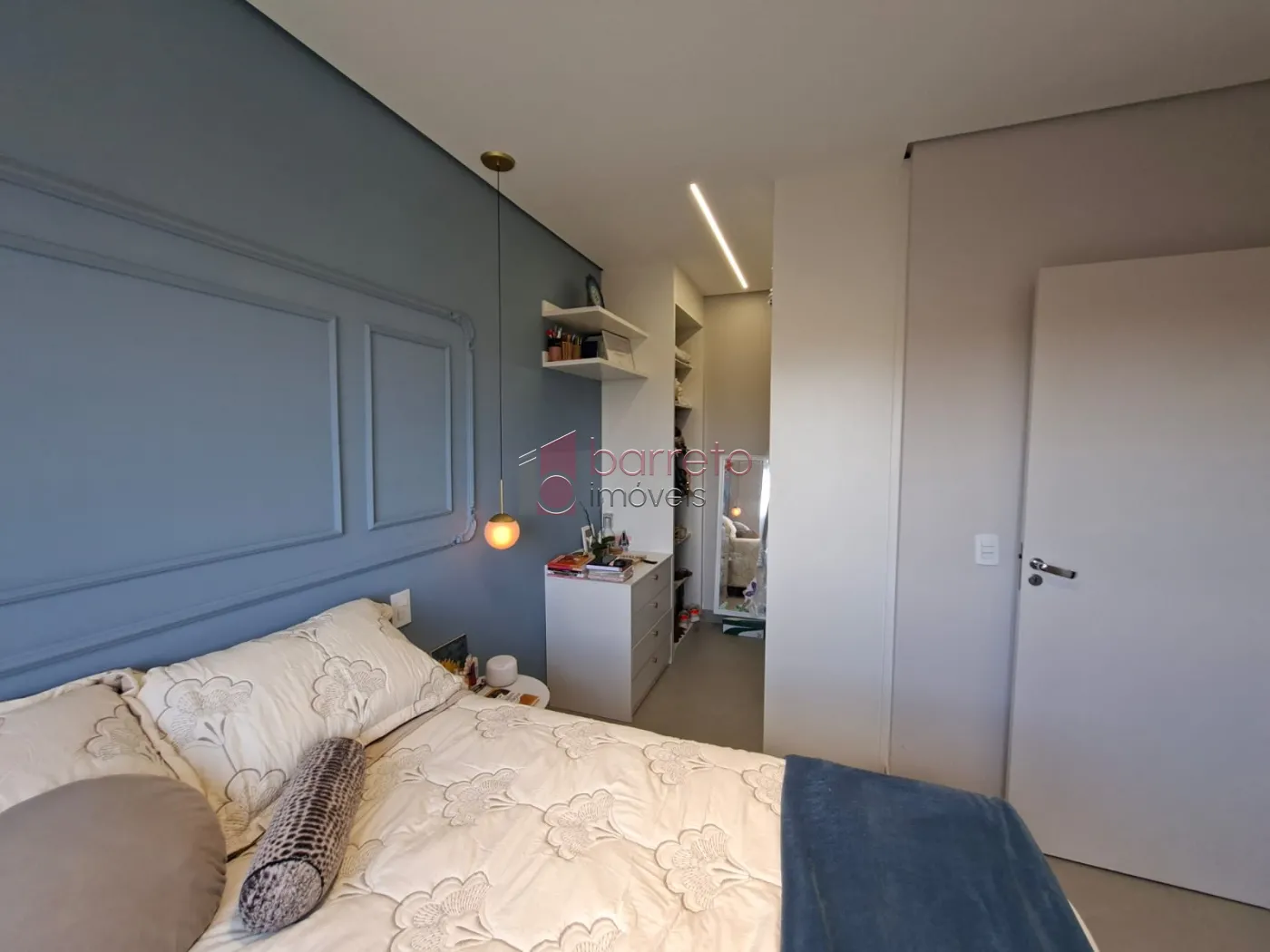 APARTAMENTO MOBILIADO À VENDA NO CONDOMÍNIO LA SIERRA NO BAIRRO MEDEIROS EM JUNDIAÍ/SP.