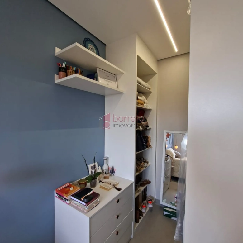 APARTAMENTO MOBILIADO À VENDA NO CONDOMÍNIO LA SIERRA NO BAIRRO MEDEIROS EM JUNDIAÍ/SP.
