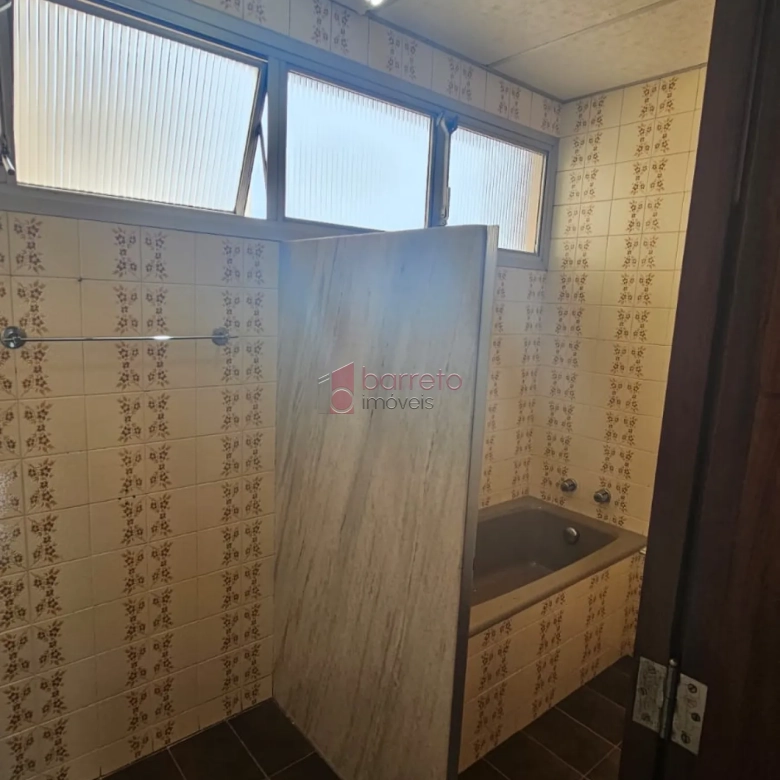 APARTAMENTO À VENDA NO EDIFÍCIO DE LUCA NO CENTRO DE JUNDIAÍ/SP