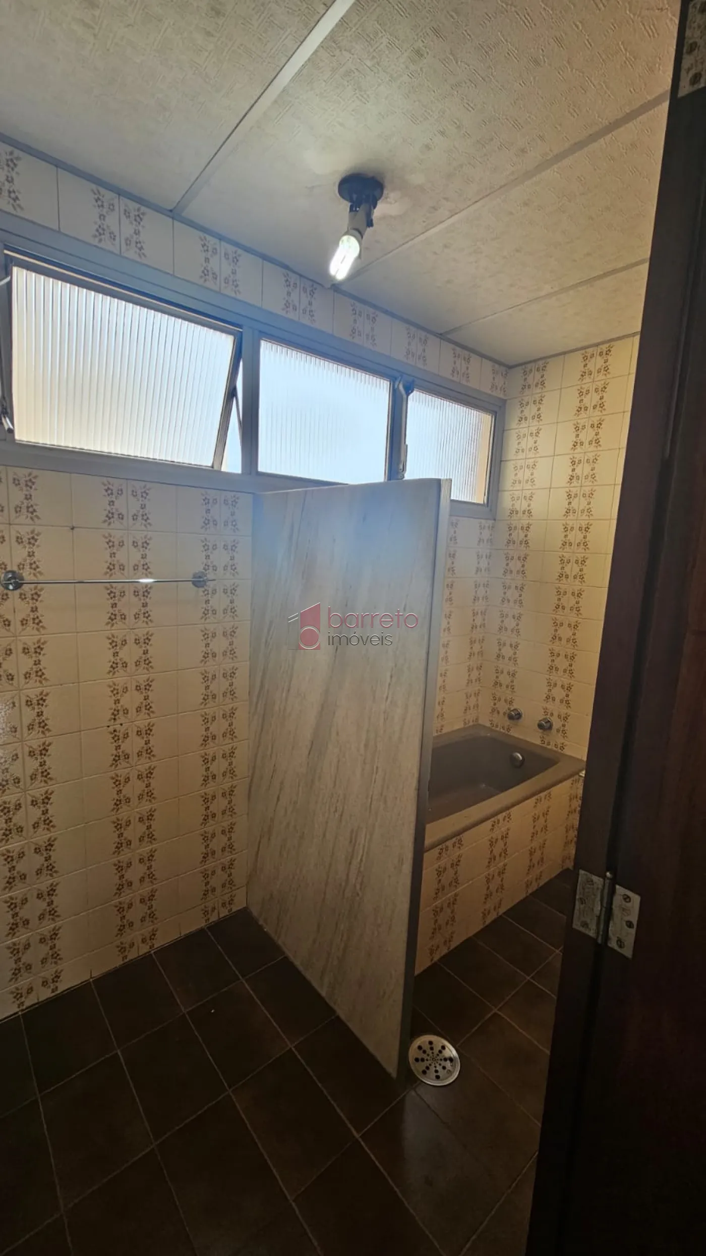 APARTAMENTO À VENDA NO EDIFÍCIO DE LUCA NO CENTRO DE JUNDIAÍ/SP