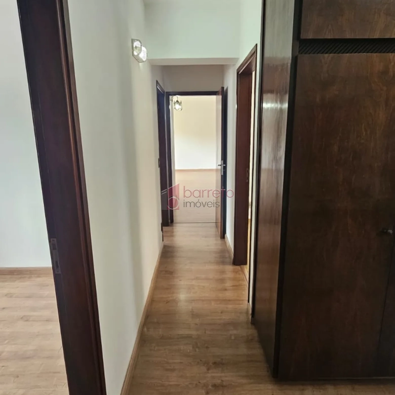 APARTAMENTO À VENDA NO EDIFÍCIO DE LUCA NO CENTRO DE JUNDIAÍ/SP