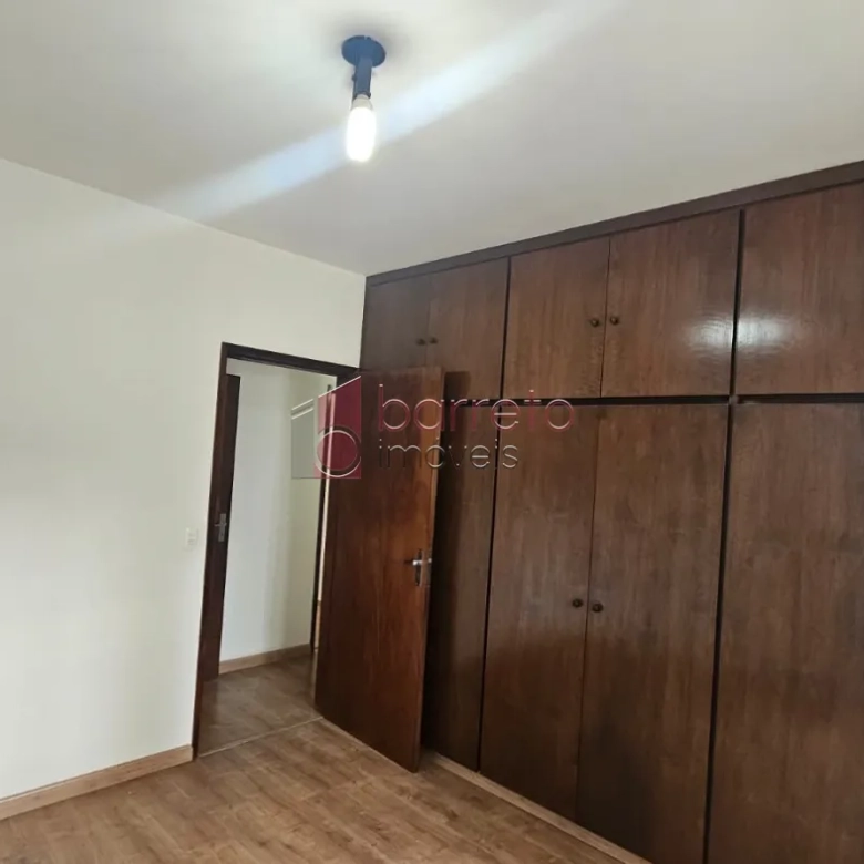 APARTAMENTO À VENDA NO EDIFÍCIO DE LUCA NO CENTRO DE JUNDIAÍ/SP