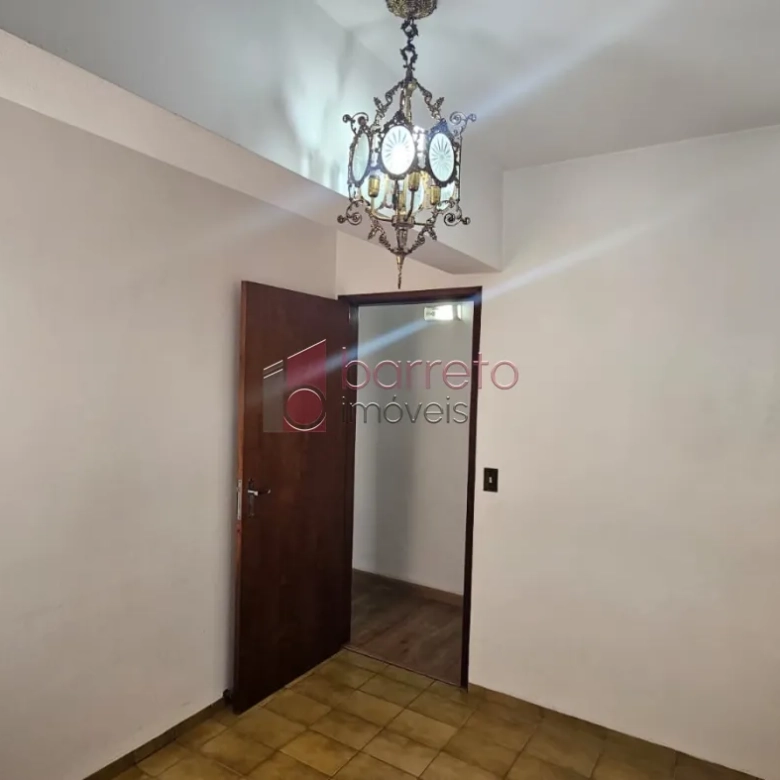 APARTAMENTO À VENDA NO EDIFÍCIO DE LUCA NO CENTRO DE JUNDIAÍ/SP