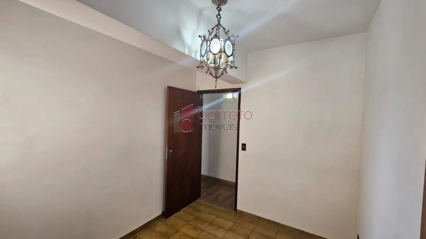 APARTAMENTO À VENDA NO EDIFÍCIO DE LUCA NO CENTRO DE JUNDIAÍ/SP