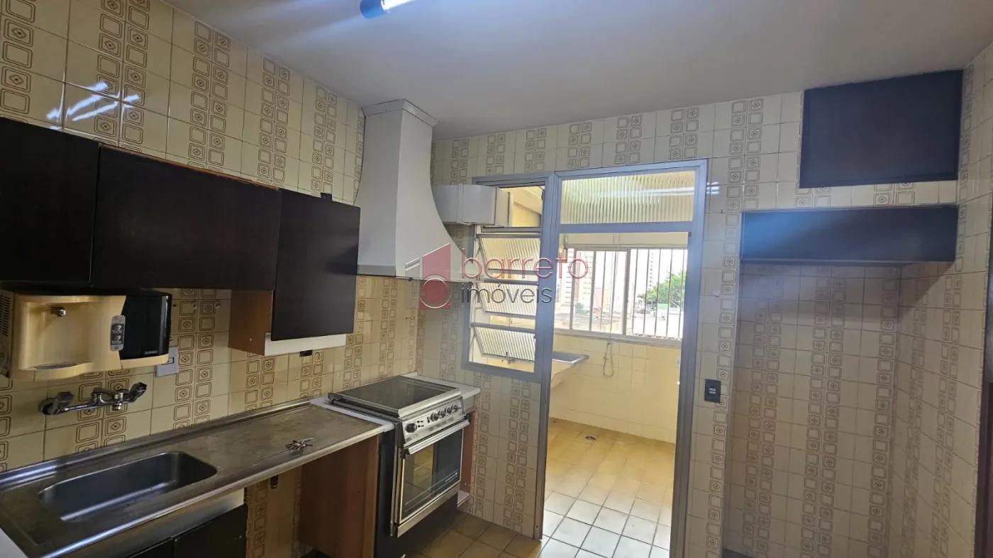 APARTAMENTO À VENDA NO EDIFÍCIO DE LUCA NO CENTRO DE JUNDIAÍ/SP