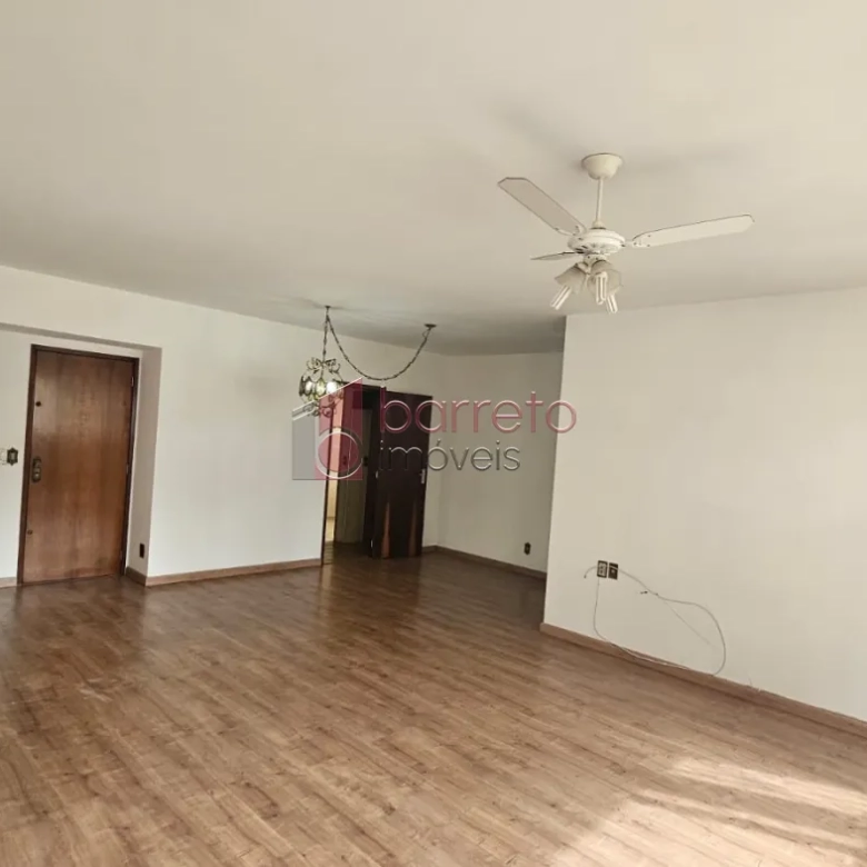 APARTAMENTO À VENDA NO EDIFÍCIO DE LUCA NO CENTRO DE JUNDIAÍ/SP