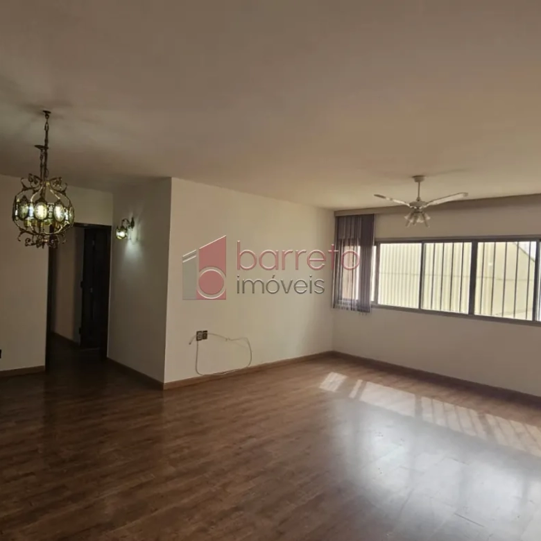 APARTAMENTO À VENDA NO EDIFÍCIO DE LUCA NO CENTRO DE JUNDIAÍ/SP
