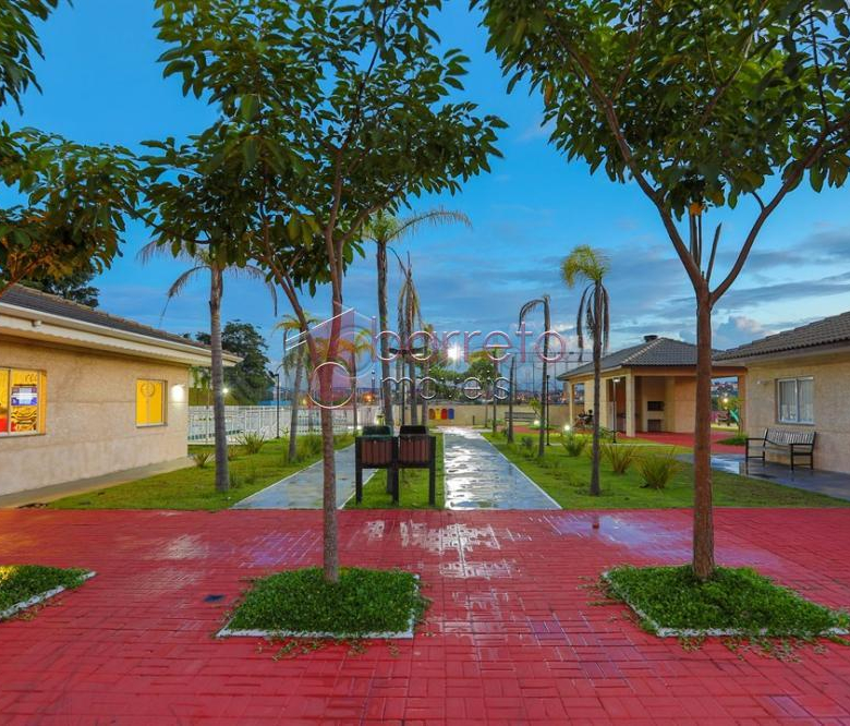 APARTAMENTO MOBILIADO PARA VENDA NO CONDOMÍNIO VISTA PARK – JUNDIAÍ/SP