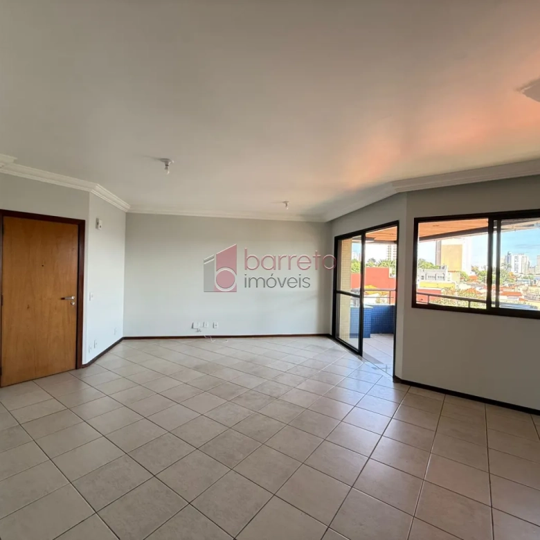 APARTAMENTO COM 03 QUARTOS À VENDA NO EDIFÍCIO PELICIARI – JUNDIAÍ/SP