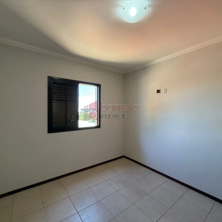 APARTAMENTO COM 03 QUARTOS À VENDA NO EDIFÍCIO PELICIARI – JUNDIAÍ/SP