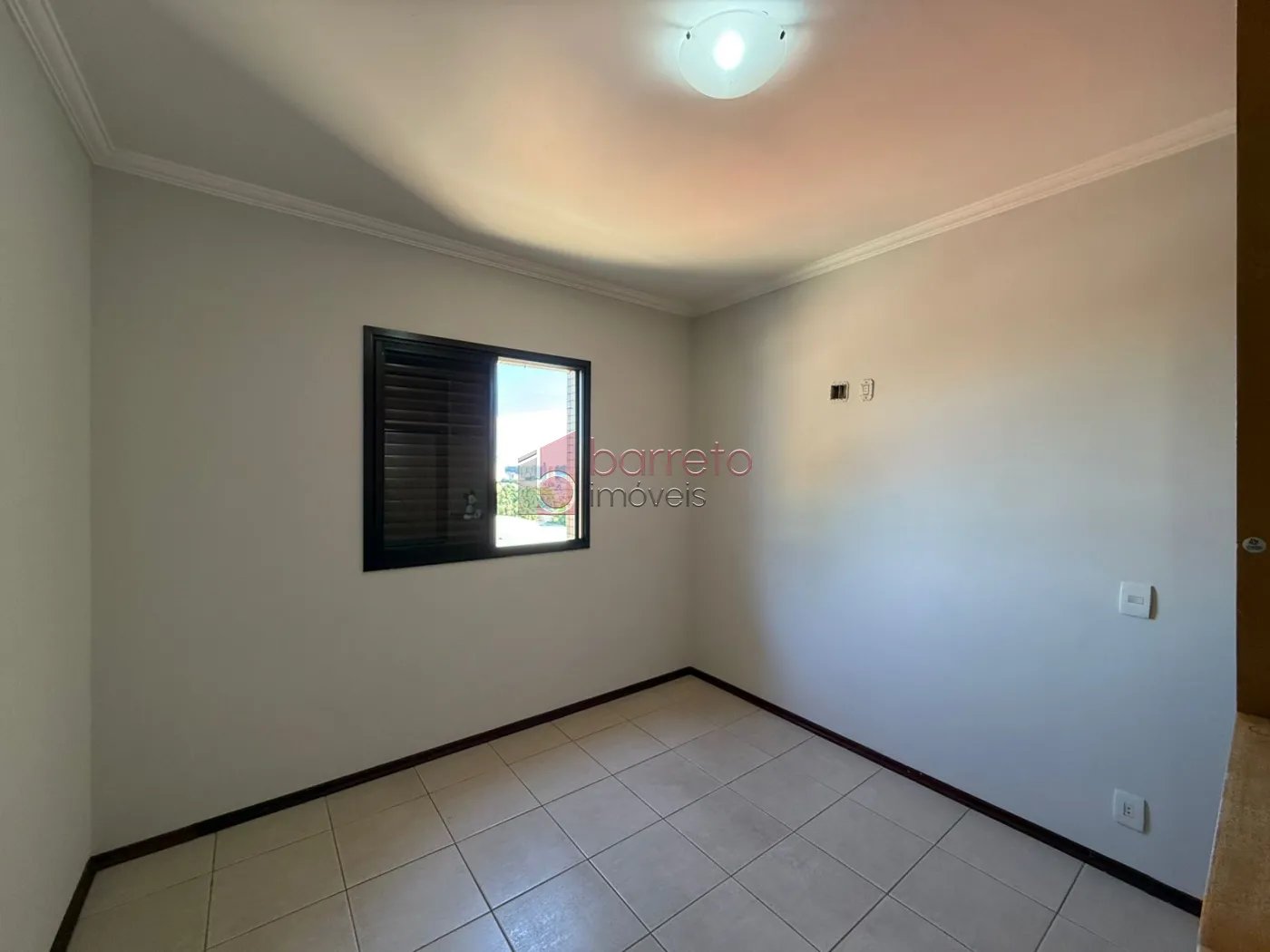 APARTAMENTO COM 03 QUARTOS À VENDA NO EDIFÍCIO PELICIARI – JUNDIAÍ/SP
