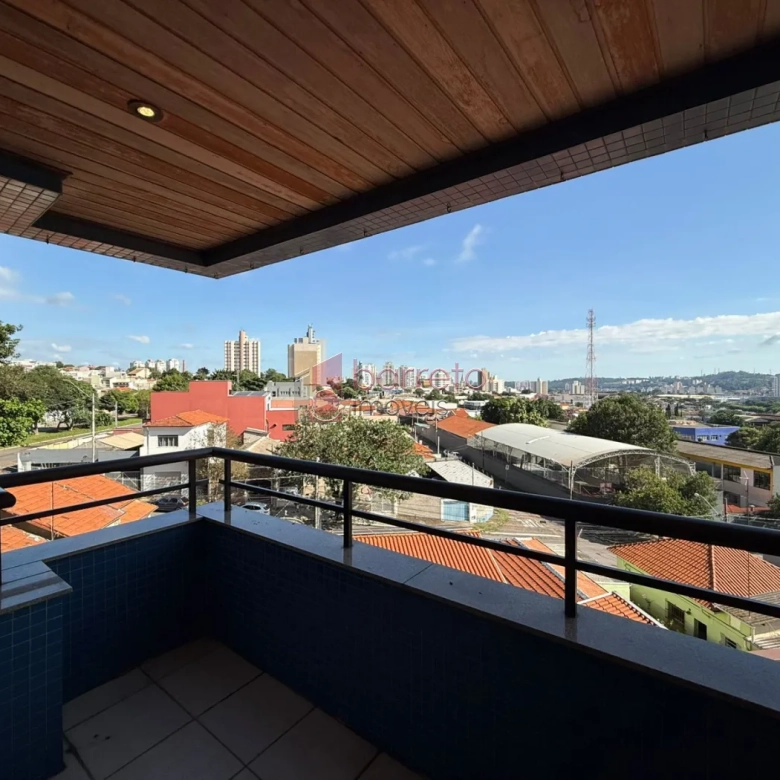 APARTAMENTO COM 03 QUARTOS À VENDA NO EDIFÍCIO PELICIARI – JUNDIAÍ/SP