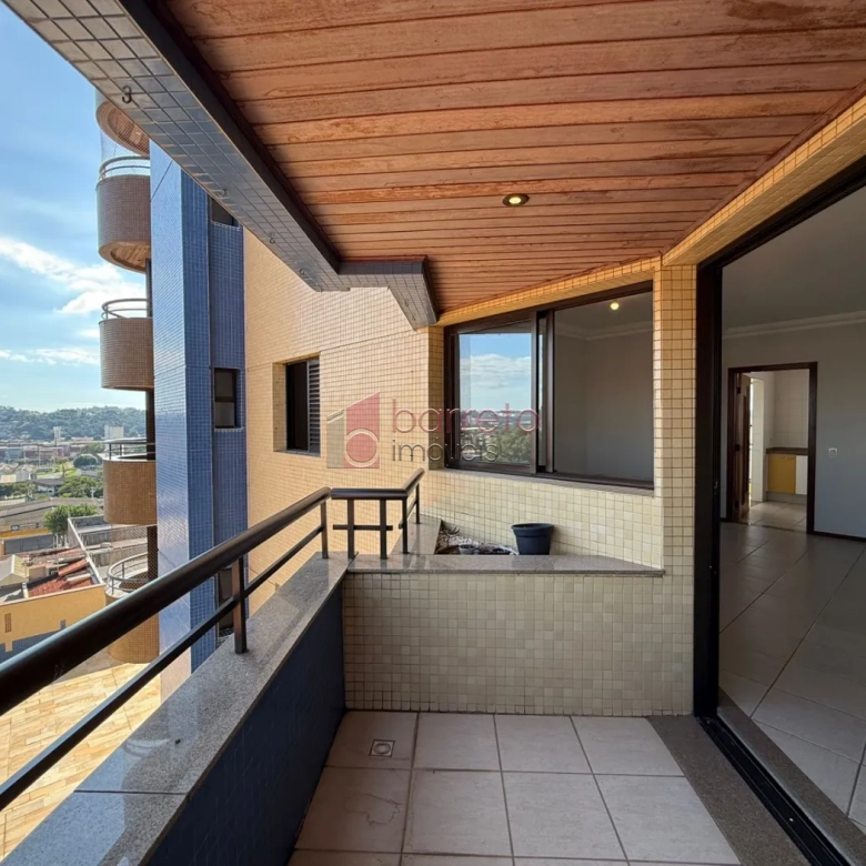 APARTAMENTO COM 03 QUARTOS À VENDA NO EDIFÍCIO PELICIARI – JUNDIAÍ/SP