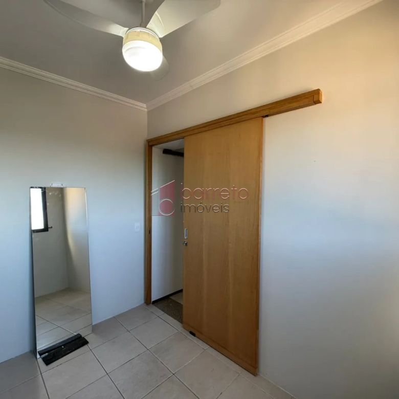 APARTAMENTO COM 03 QUARTOS À VENDA NO EDIFÍCIO PELICIARI – JUNDIAÍ/SP