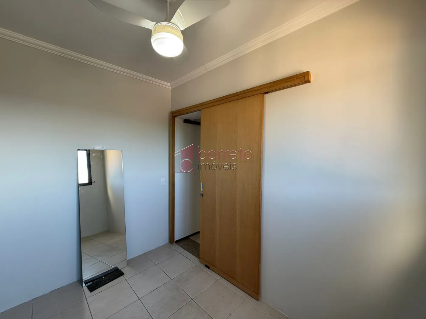 APARTAMENTO COM 03 QUARTOS À VENDA NO EDIFÍCIO PELICIARI – JUNDIAÍ/SP