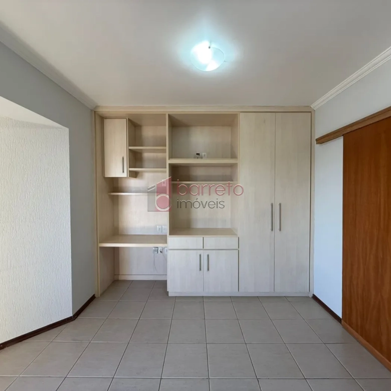 APARTAMENTO COM 03 QUARTOS À VENDA NO EDIFÍCIO PELICIARI – JUNDIAÍ/SP