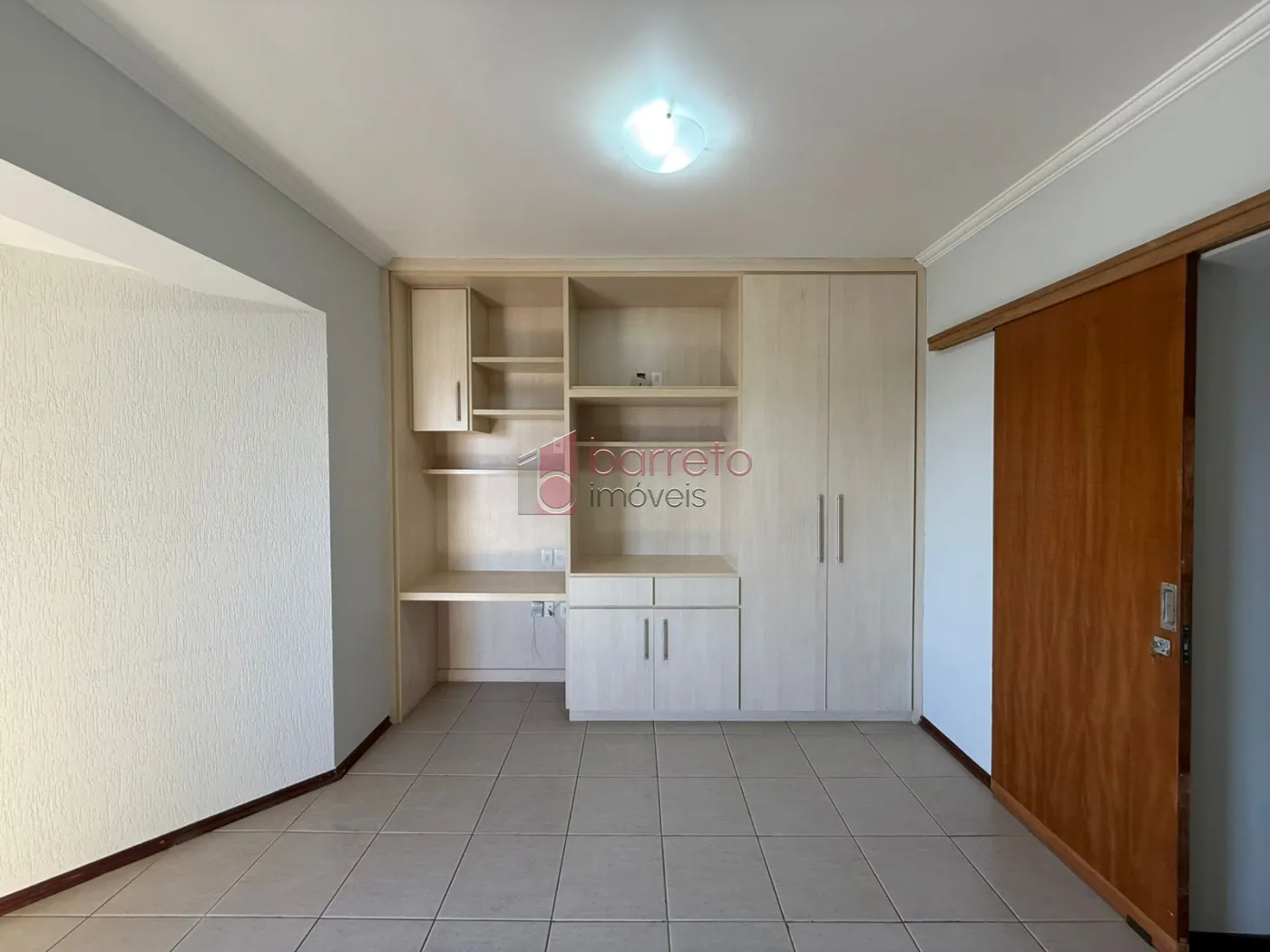 APARTAMENTO COM 03 QUARTOS À VENDA NO EDIFÍCIO PELICIARI – JUNDIAÍ/SP