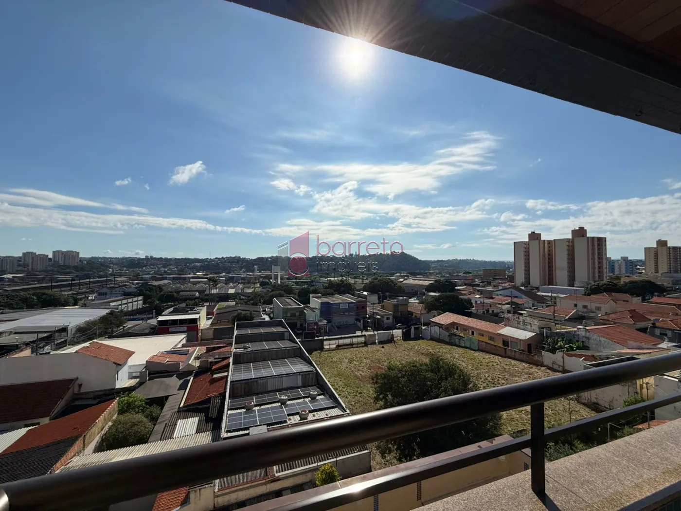 APARTAMENTO COM 03 QUARTOS À VENDA NO EDIFÍCIO PELICIARI – JUNDIAÍ/SP