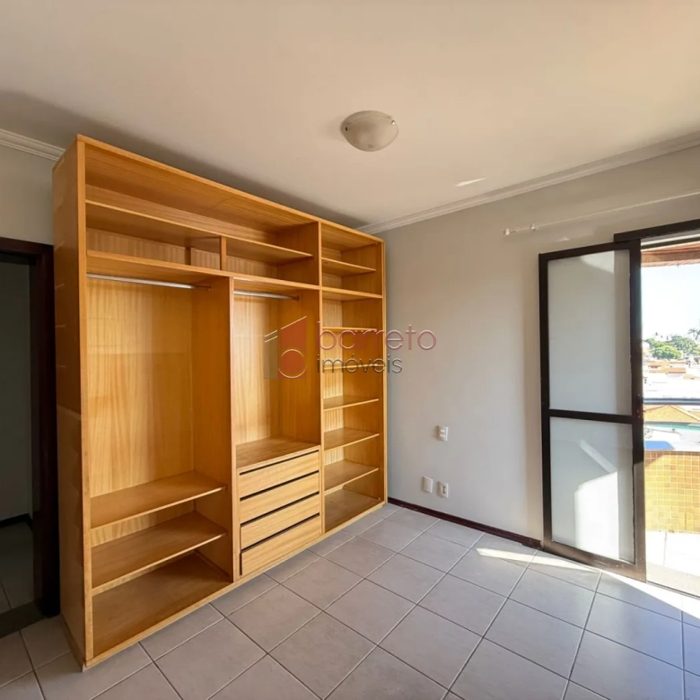 APARTAMENTO COM 03 QUARTOS À VENDA NO EDIFÍCIO PELICIARI – JUNDIAÍ/SP