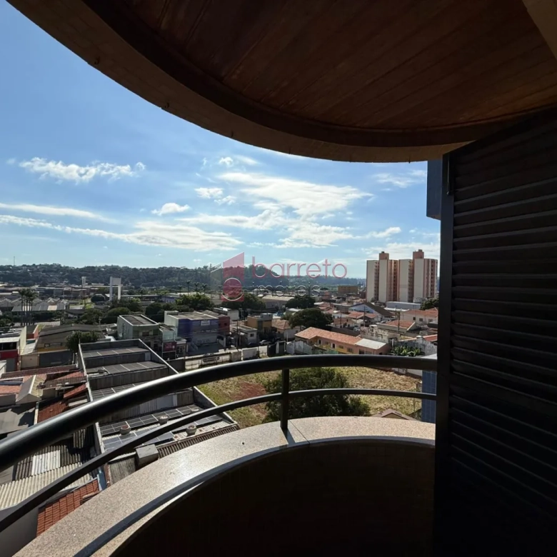 APARTAMENTO COM 03 QUARTOS À VENDA NO EDIFÍCIO PELICIARI – JUNDIAÍ/SP