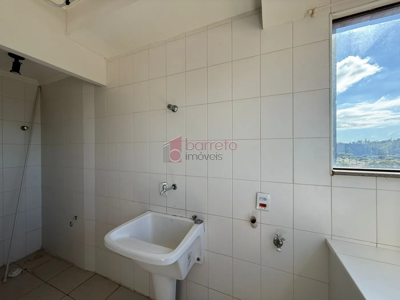 APARTAMENTO COM 03 QUARTOS À VENDA NO EDIFÍCIO PELICIARI – JUNDIAÍ/SP