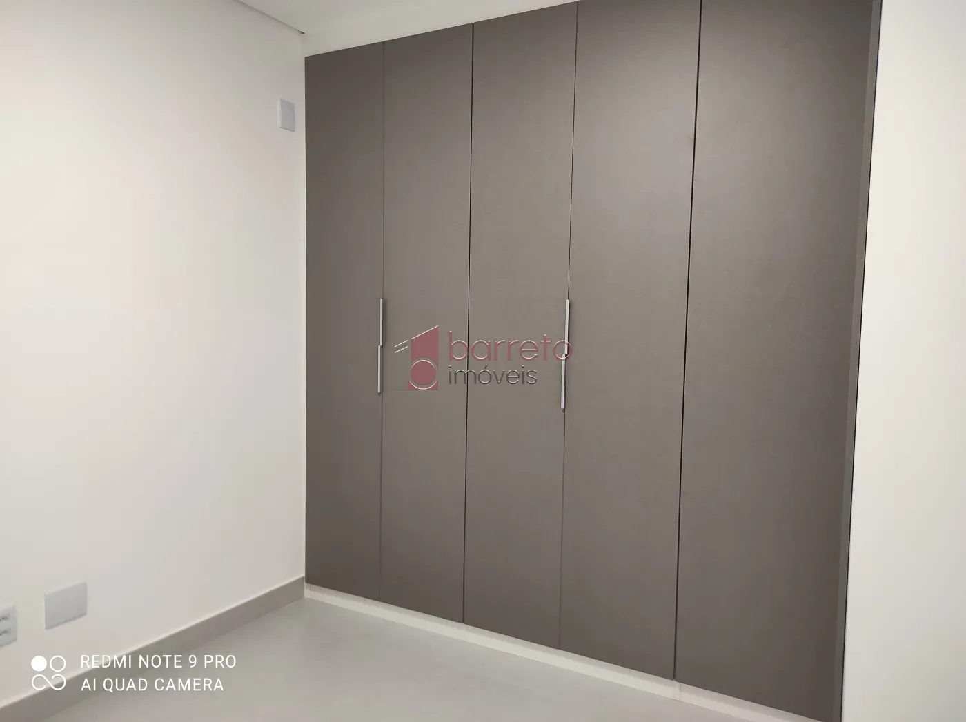 APARTAMENTO À VENDA NO CONDOMÍNIO ALTOS DA SAMUEL MARTINS – JARDIM DO LAGO – JUNDIAÍ/SP