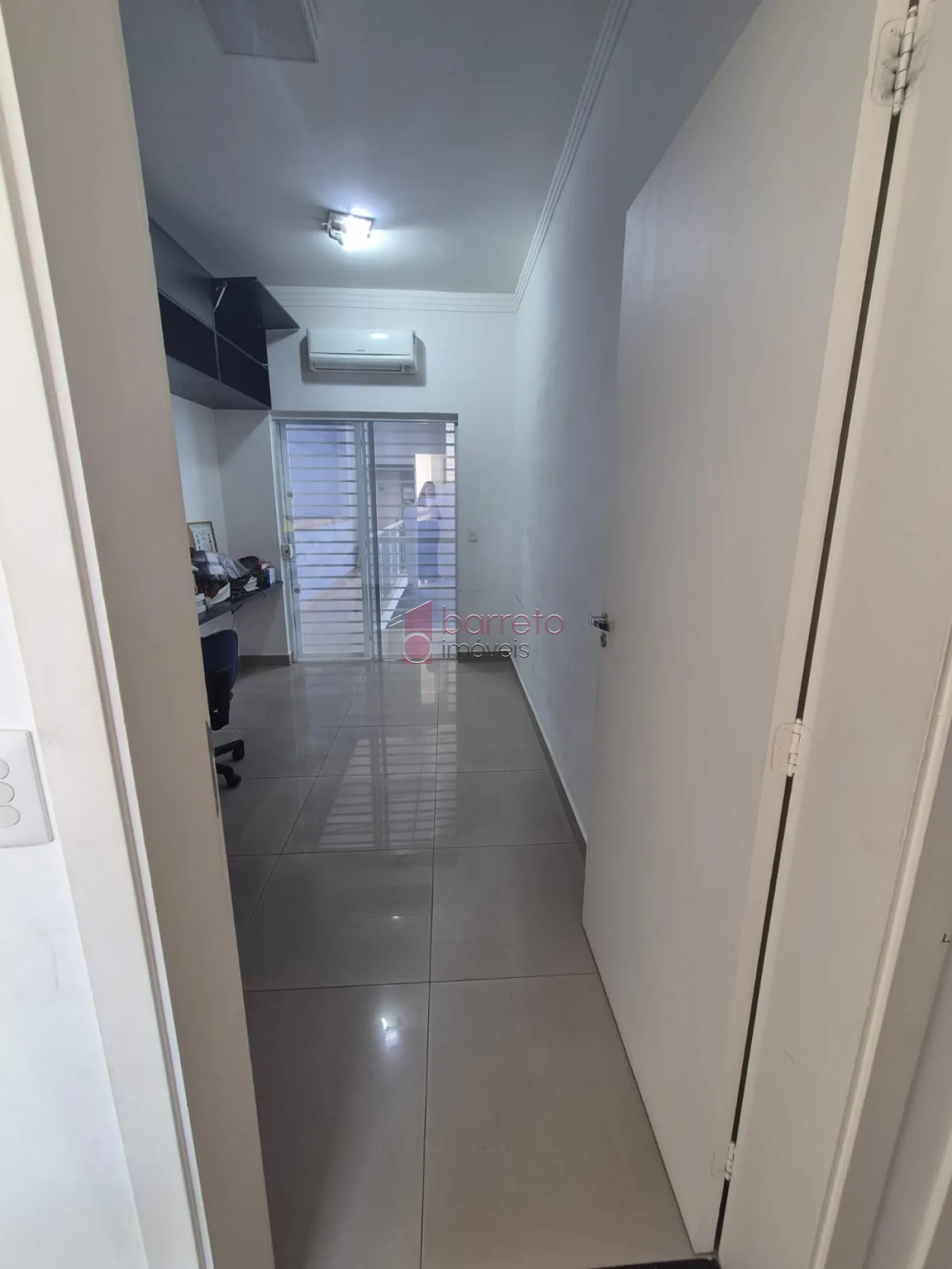 CASA DE USO MISTO À VENDA NO JARDIM ESPLANADA EM JUNDIAÍ/SP