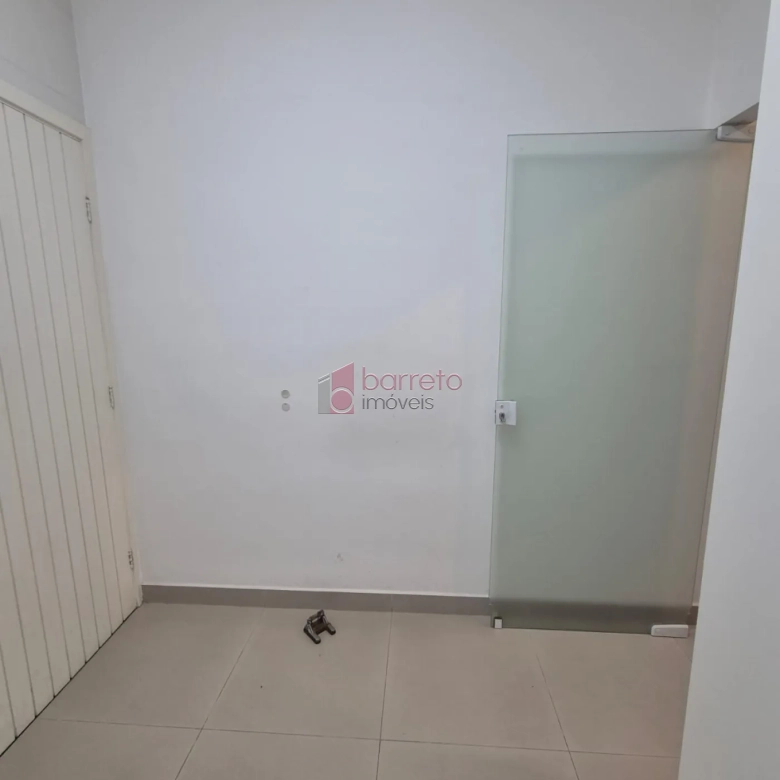 CASA DE USO MISTO À VENDA NO JARDIM ESPLANADA EM JUNDIAÍ/SP