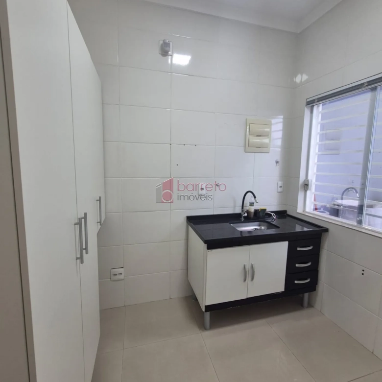 CASA DE USO MISTO À VENDA NO JARDIM ESPLANADA EM JUNDIAÍ/SP
